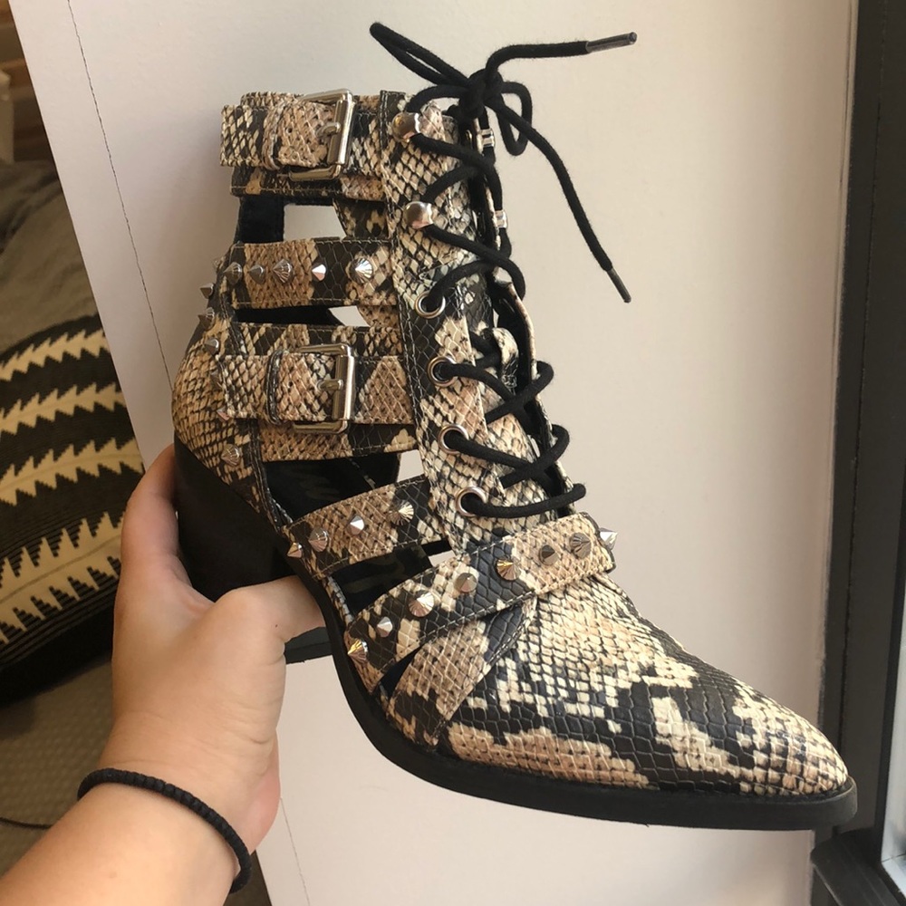 Booties - Picture 3 of 7